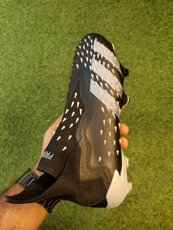 Predator Freak High-Top Without Lace Black Colour  - 6.5
