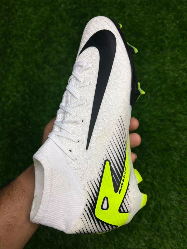 Mercurial Vapor 16 White Colour High Ankle With Lace - 5.5