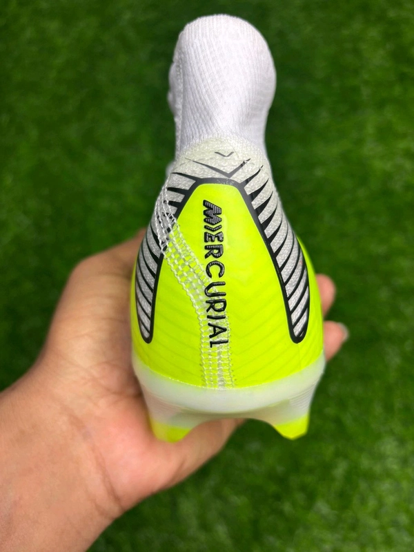 Mercurial Vapor 16 White Colour High Ankle With Lace - 5.5