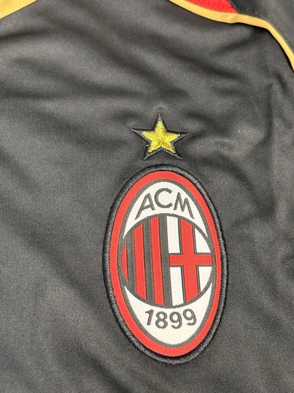 Retro AC Milan 2006-07 3rd Kit Half Sleeve  - M
