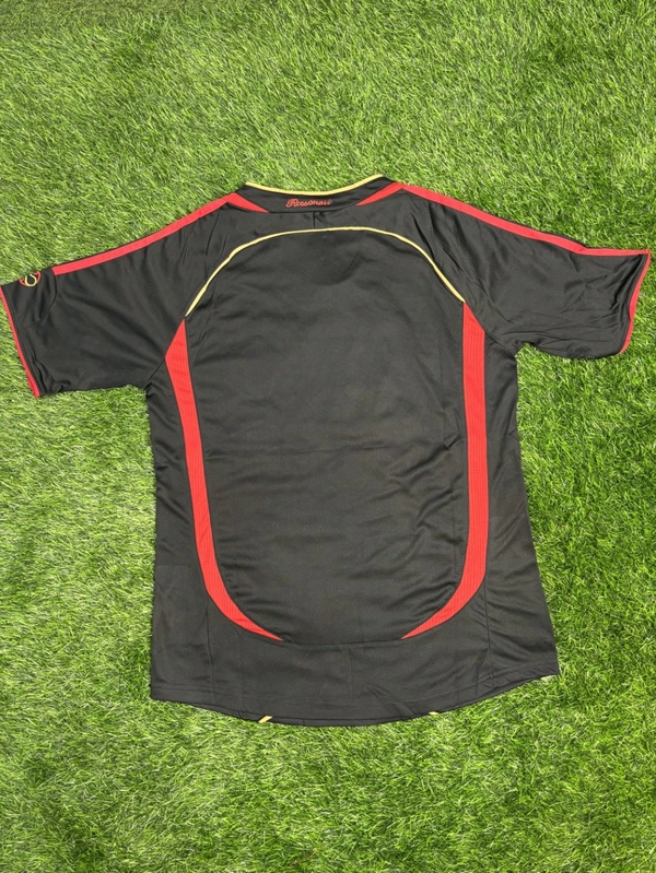 Retro AC Milan 2006-07 3rd Kit Half Sleeve  - M