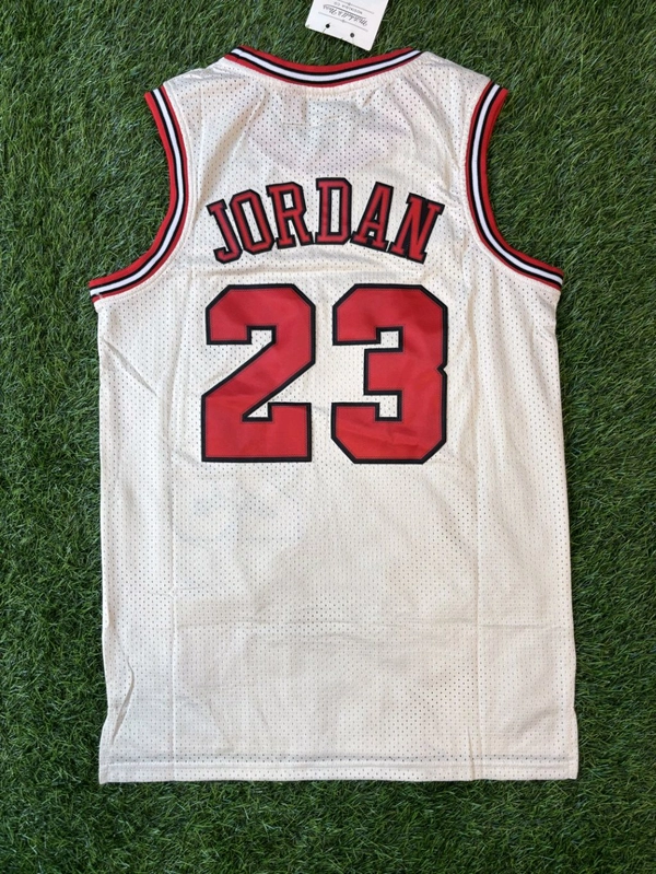NBA Chicago Bulls White Colour - Jordan 23 - L