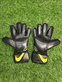 Vapor Grip 3 Yellow & Black Premium Match Gloves  - 8