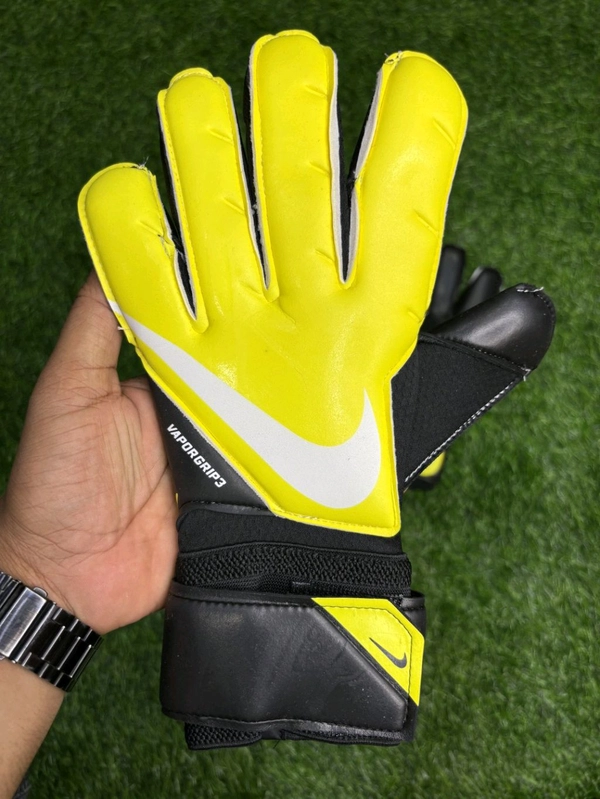 Vapor Grip 3 Yellow & Black Premium Match Gloves  - 8