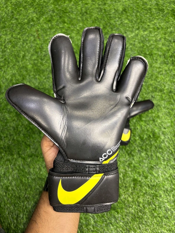 Vapor Grip 3 Yellow & Black Premium Match Gloves  - 8