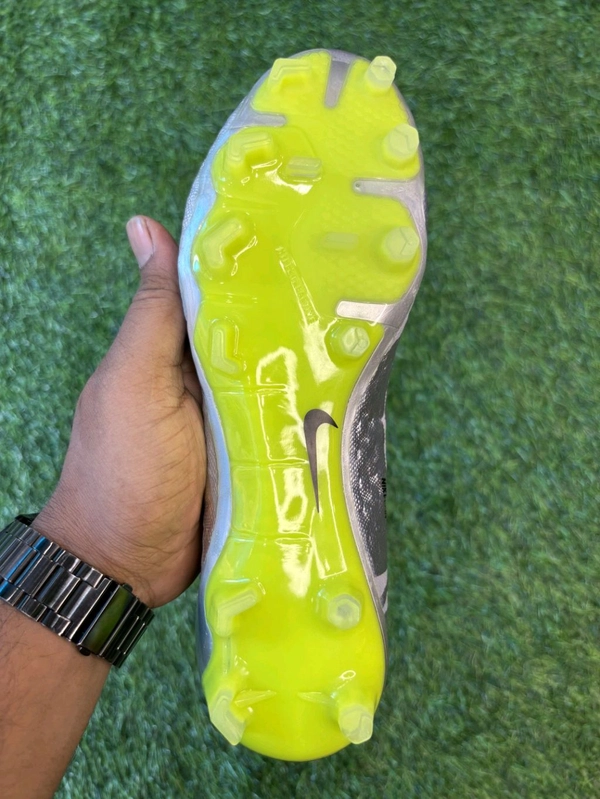 Hypervenom Phantom 3 Grey & Green Low-top FG With Lace  - 6