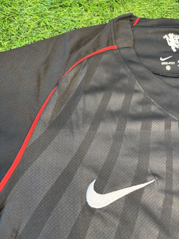 Retro Manchester United 2008 Away Fan Edition With Short  - L