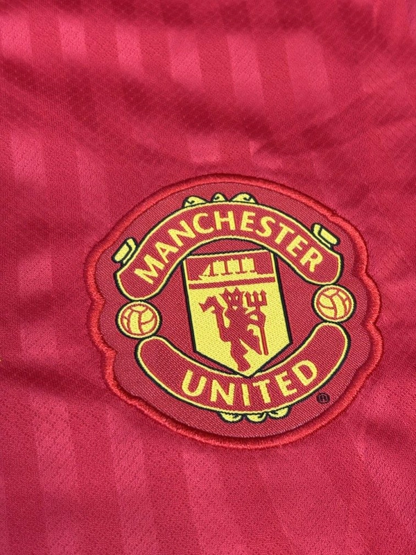 Retro Manchester United 2008 Home Fan Edition With Short  - XL
