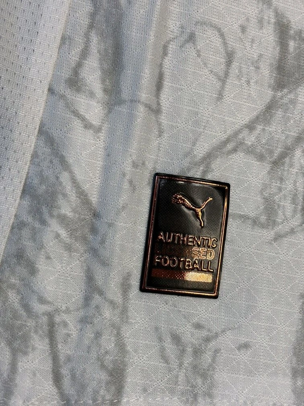Manchester City 25/26 Away Player Edition Half Sleeve  - M
