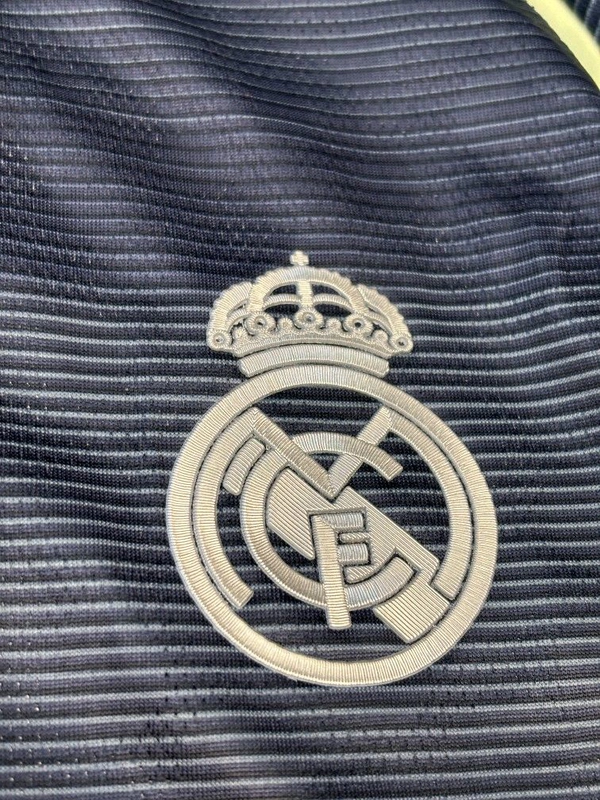Madrid 25/26 Away Player Edition Half Sleeve  - XXL