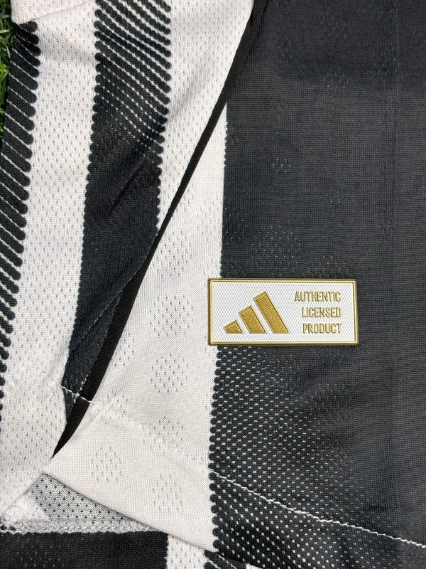 Juventus FC 25/26 Home Player Edition Half Sleeve  - L