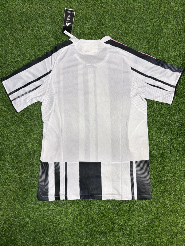 Juventus FC 25/26 Home Player Edition Half Sleeve  - L
