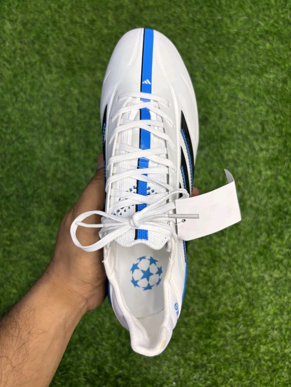 Copa Pure 3 White Blue Colour 11pure FG - 6.5