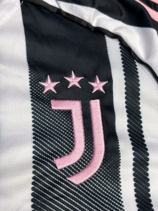 Juventus FC 25/26 Home Kit Fan Edition With Short  - L