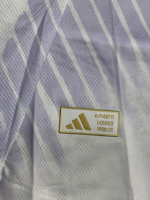 Manchester United 25/26 Away Kit Player Edition - L