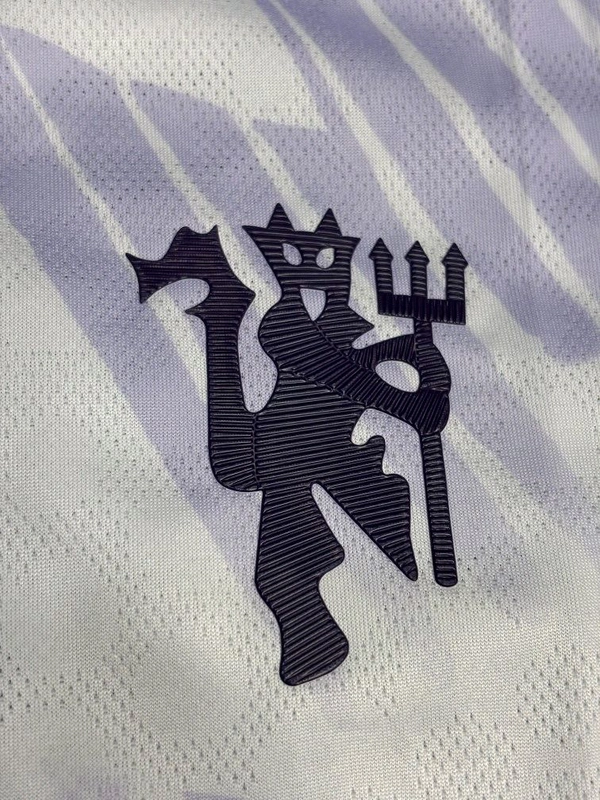 Manchester United 25/26 Away Kit Player Edition - XL