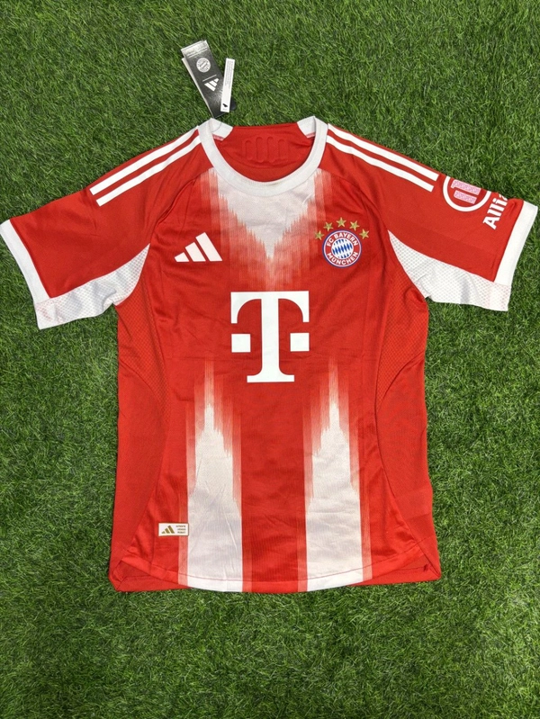 Bayern Munich 25/29 Home Kit Player Edition  - XXL
