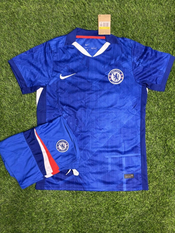 Chelsea FC 25/26 Home Kit Fan Edition With Short  - M