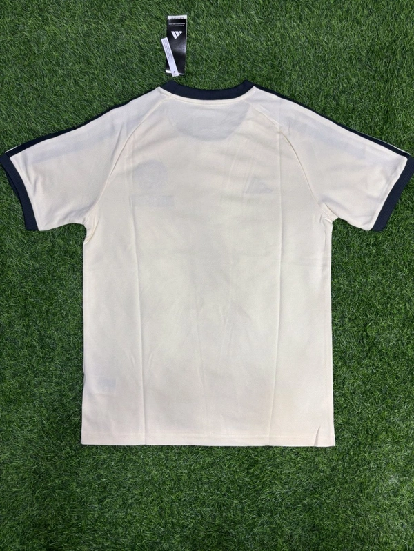 India Cricket Team Travel Kit Cream Colour Master Edition  - M