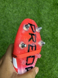 Predator Foldover Elite Red SG With Lace(Metal Changer) - 7.5