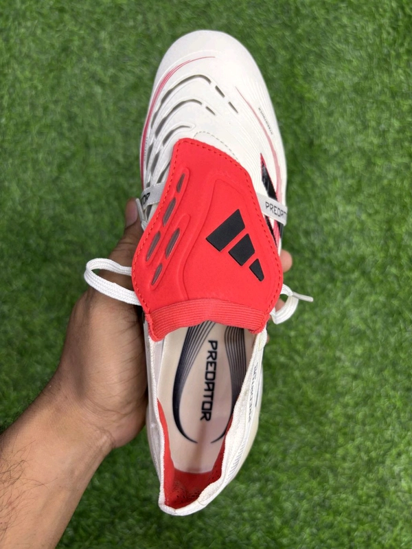 Predator Foldover Elite Cream Colour SG With Lace(Metal Changer) - 6.5