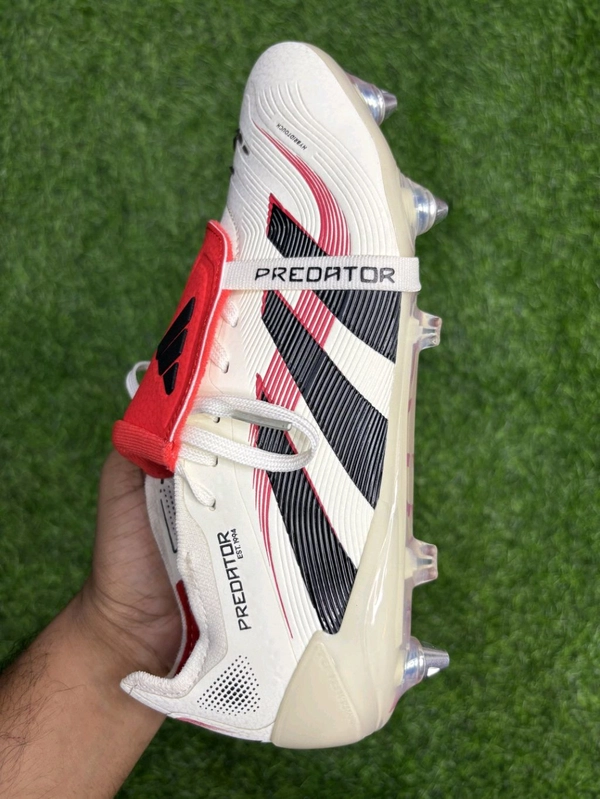 Predator Foldover Elite Cream Colour SG With Lace(Metal Changer) - 7.5