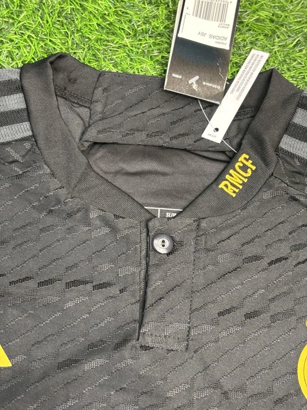 Madrid 23/24 3rd Kit Player Edition Half Sleeve  - XL