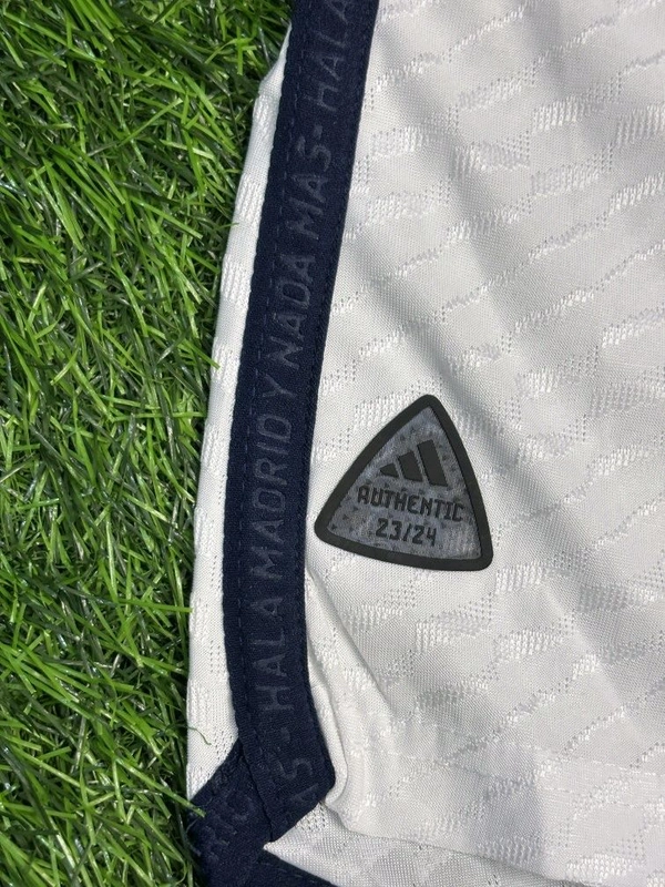 Madrid 23/24 Home Kit Player Edition Half Sleeve  - L