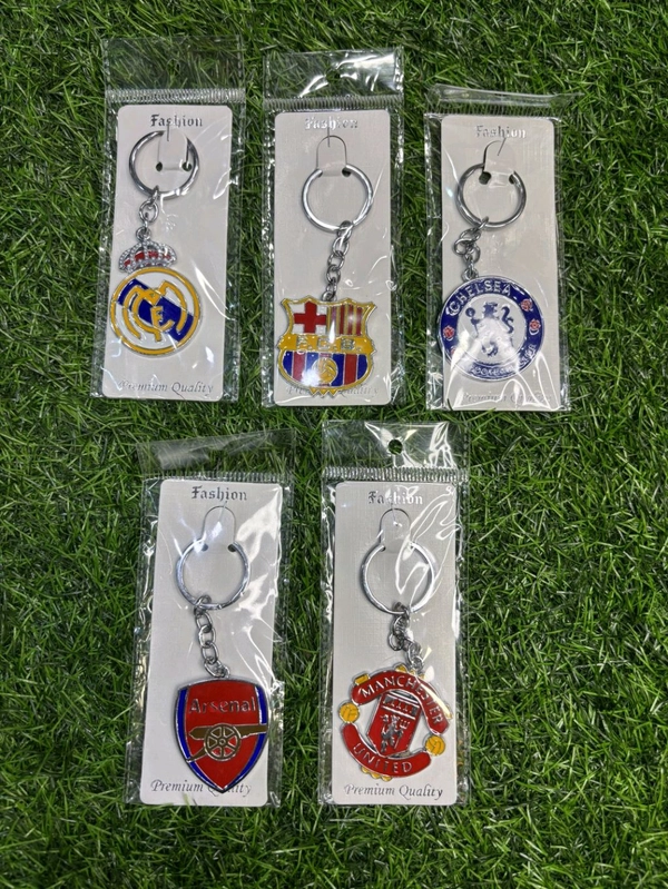 Football Clubs Metal Key Chain(1 Piece) - Real Madrid