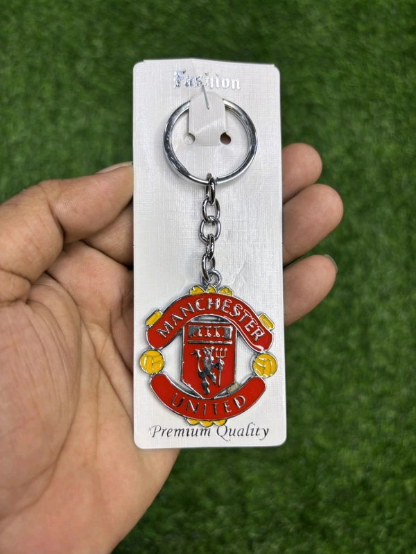 Football Clubs Metal Key Chain(1 Piece) - Real Madrid