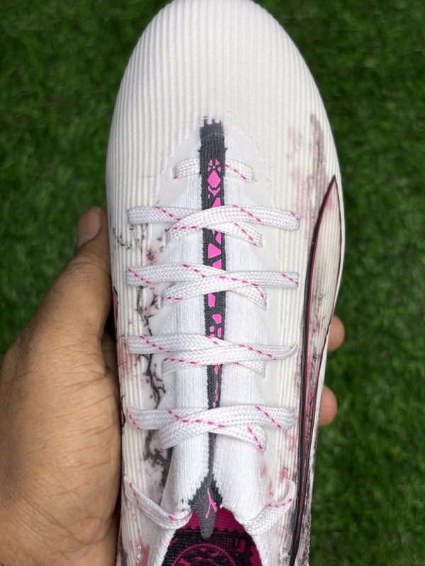 Ultra Ultimate White & Pink Low-Top FG With Lace - 8