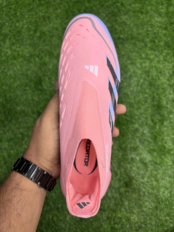 Predator Elite Cream Colour FG Without Lace  - 6