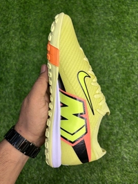 Mercurial Vapor 16 Yellow Green AG/Turf Low-top With Lace - 7