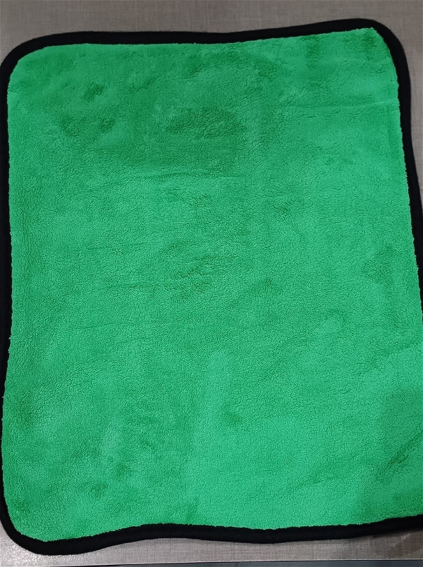 MICROFIBER TOWEL GREEN 40X30 CM